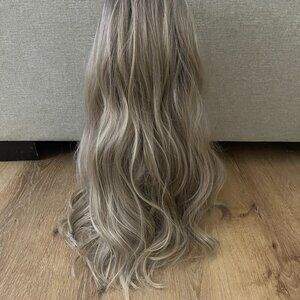 Long Ash Blonde Lace Front Wig | 22” Loose Waves | Cool Tone Rooted NWT #J